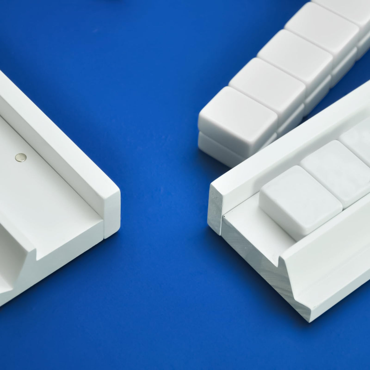 4PCS Wooden Mahjong Racks with Magnetic Pushers S507280