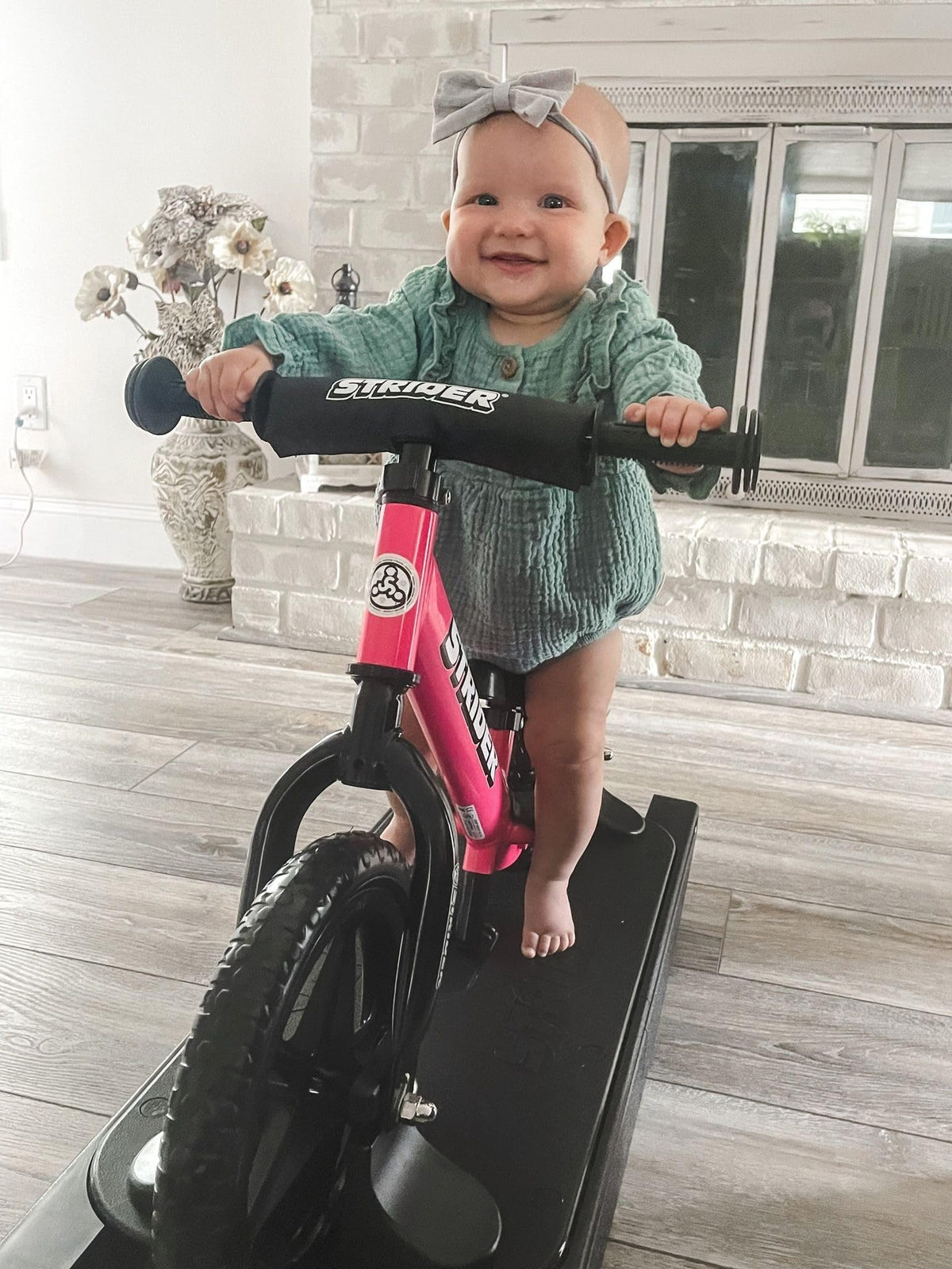 2-in-1 Rocking Bike D717