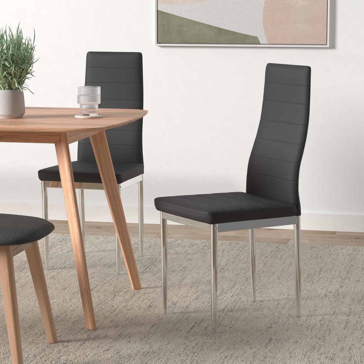 Set of 2 Black Modern Chairs C755